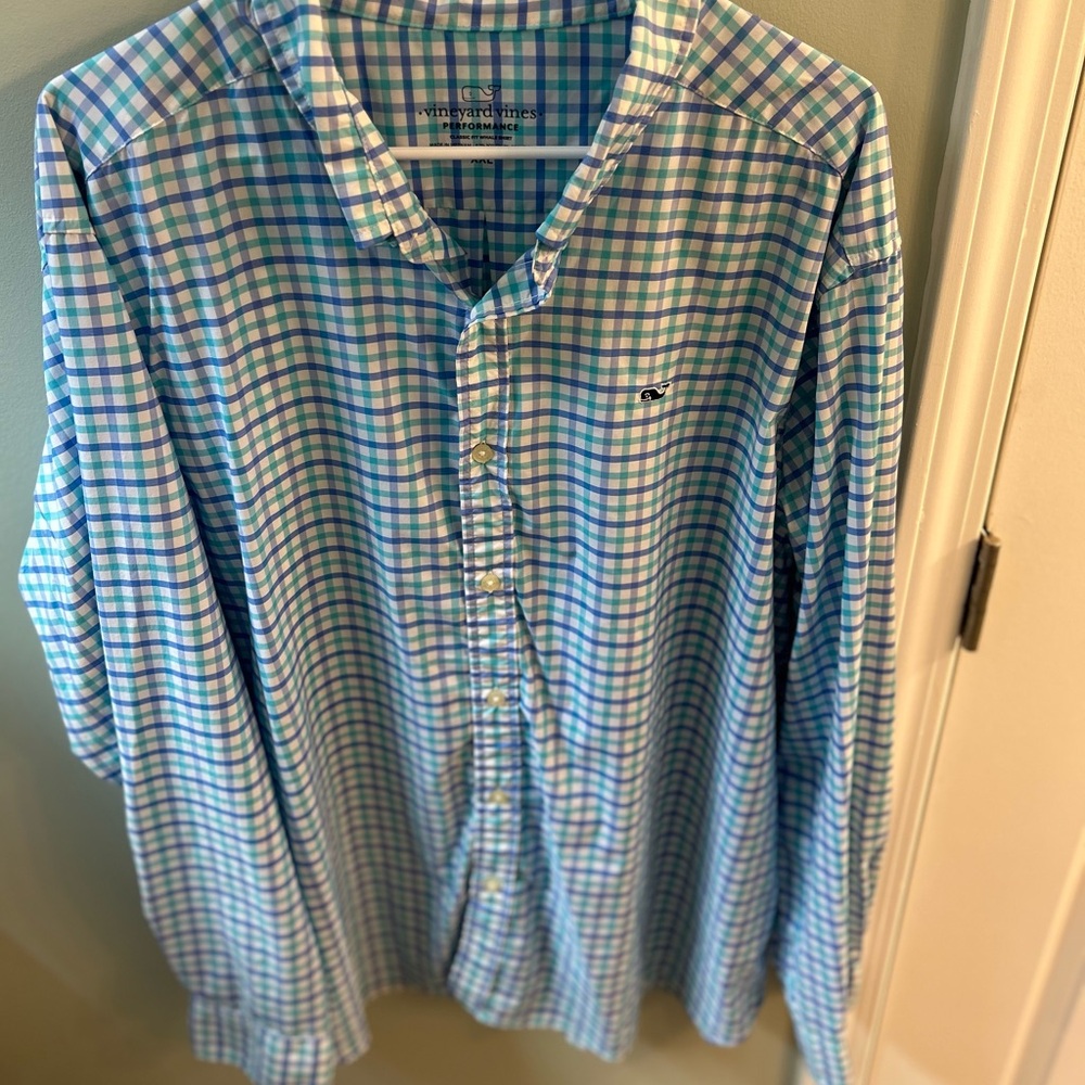 Vinyard vines XXL performance button up